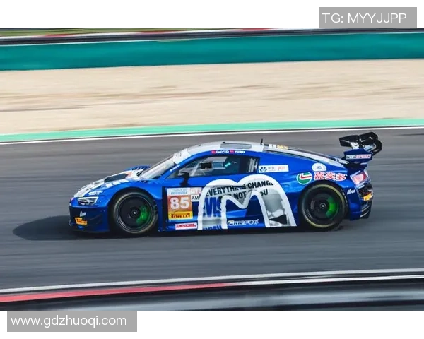 从足球球星语录看拼搏精神与团队协作在赛场内外的真实力量