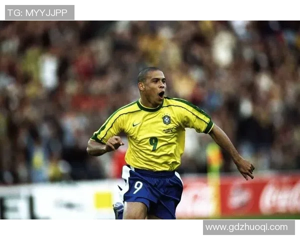 谁是足球历史上最具最长情的球星深度探讨与影响力分析